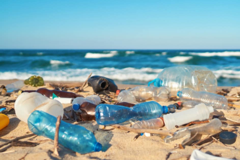 Une charte pour une plage sans déchet plastique